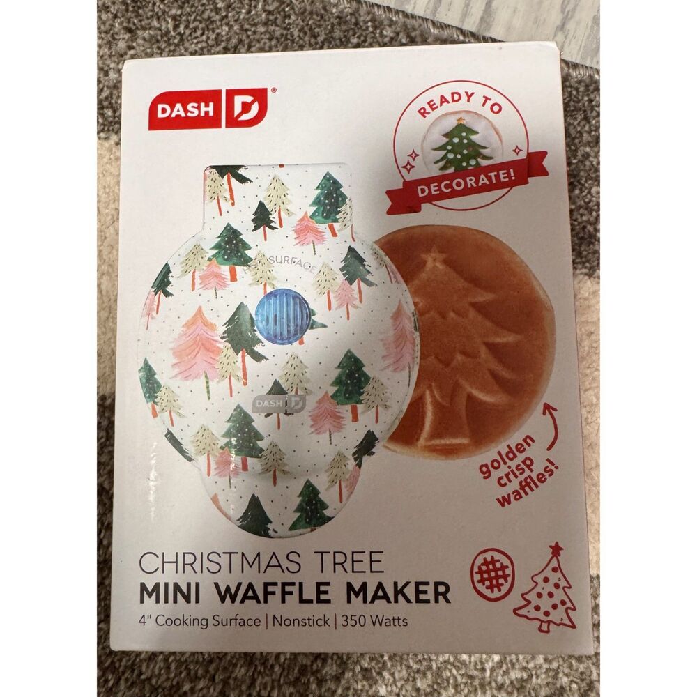 Dash Christmas Tree Mini Waffle Maker